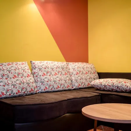 Apartman Kuca Leonora *