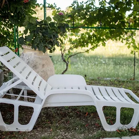 Kuca Leonora * Banjol