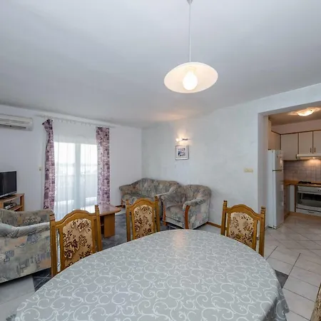 Lägenhet Kuca Leonora