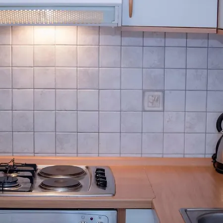 Kuca Leonora Lägenhet *