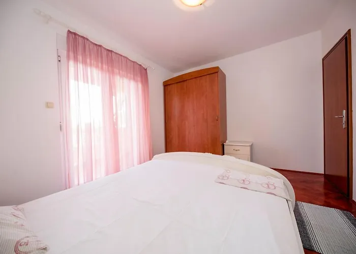 Apartamento Kuca Leonora