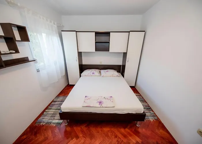Apartamento Kuca Leonora Banjol