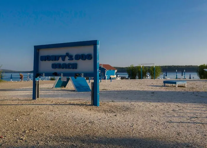 Kuca Leonora Apartamento Banjol