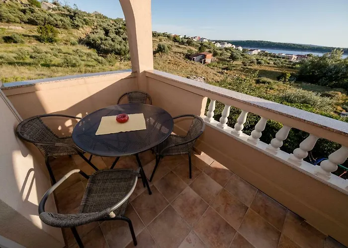 Apartamento Kuca Leonora